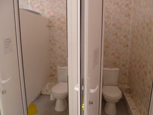 Hostel 85