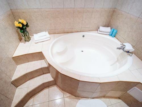 Apartament On Nezavisimosti 44, 46