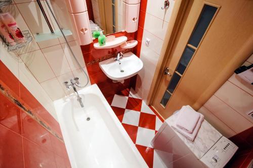 Apartament On Nezavisimosti 44, 46