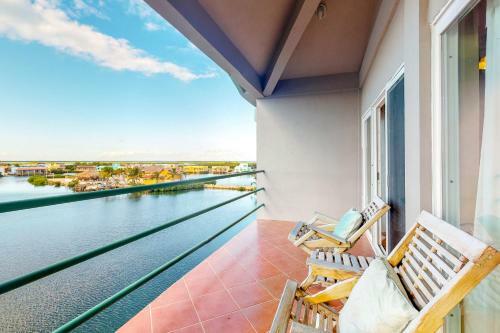 Apartamento Suite H301 @ Mara Laguna