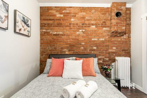 Upscale 1br - Boutique Apartment - Prime Location!