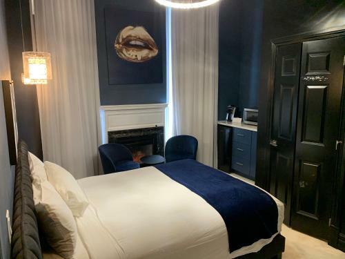 Hostal Room In Apartment - Studio Downton Musees District