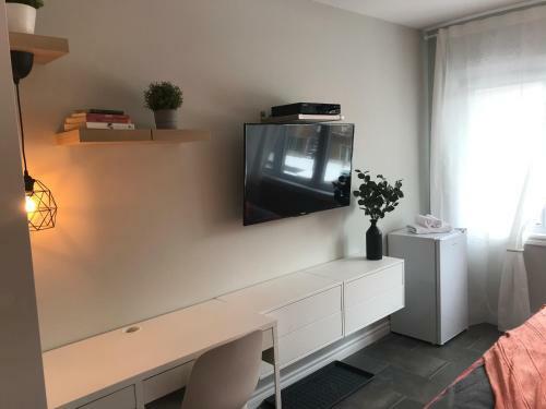 Bed & Breakfast Cozy Room-olympic Stadium Montreal Downtown #1