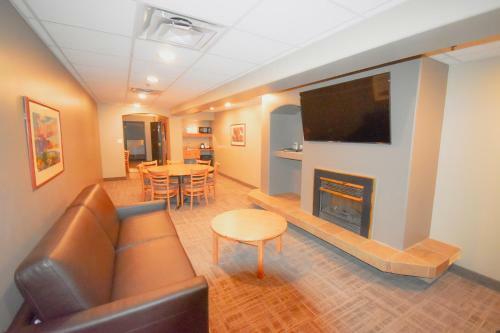 Hotel Canad Inns Destination Centre Portage La Prairie