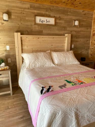 Motel Raleigh Rooms & Taylor's Crafts
