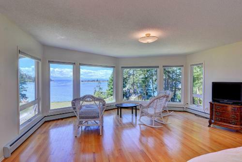 Pacific Coast Beach House