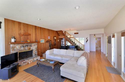 Pacific Coast Beach House