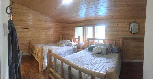 Cougar Mountain Cabin Rentals