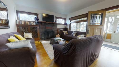 Hollywood House