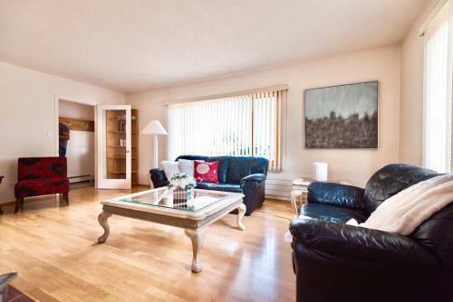 Charming House Minutes To Beach/ Harbour/downtown