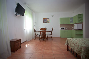 Hostal Novoselkovsky Guest House