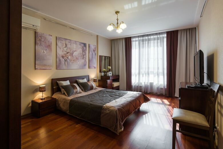 Sharf Hotel