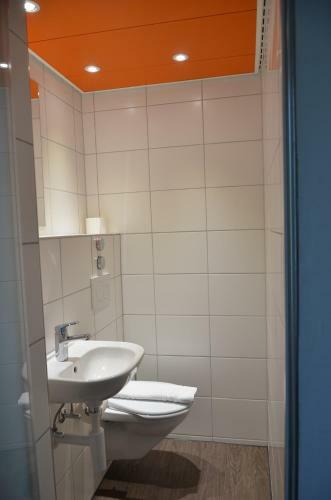 Easyhotel Z�rich West