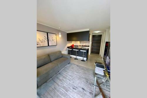 Apartamento En El Coraz�n Del Centro Financiero de Las Condes