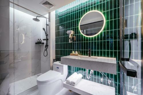 Poshpacker�chengdu Local Tea Hostel