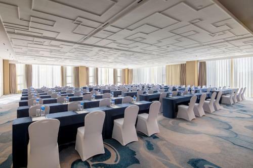 Holiday Inn Chengde Park View, An Ihg Hotel