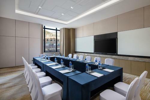 Holiday Inn Chengde Park View, An Ihg Hotel