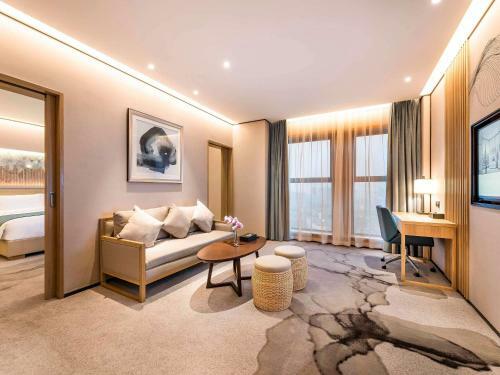 Hotel Mercure Chengdu Huapaifang