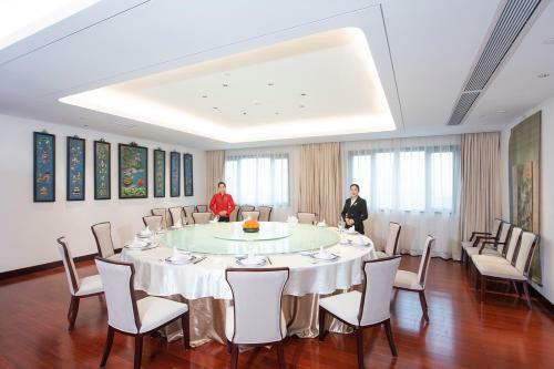 Hangzhou Huading International Hotel