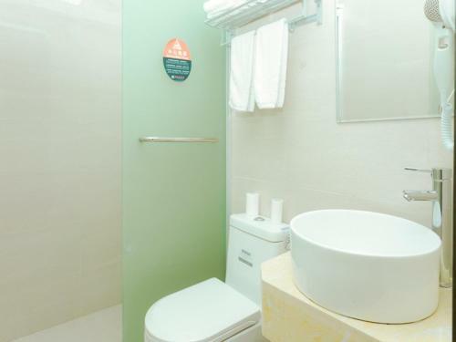Shell Jiaxing Jiashan Shenyou Road Hotel