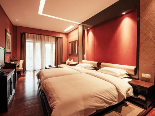 Hotel ??????????