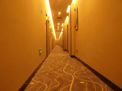 Hotel 7days Premium Jinan West Railway Station Branch