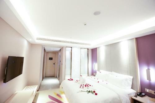 Lavande Hotel (Jingdezhen Taoxichuan Creative Square Branch)