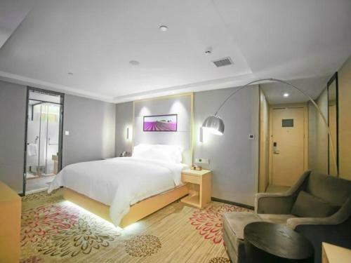 Lavande Hotel Nanchang Bayi Square Branch