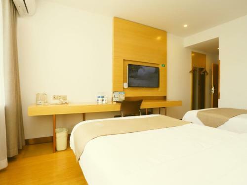 Greentree Inn Qiqihar University Wanda Square Express Hotel