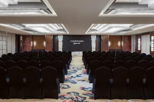 Hotel Courtyard By Marriott Shanghai Changfeng Park