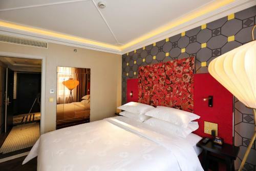 Jinjiang Metropolo Shanghai Xintiandi Hotel