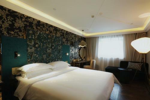 Jinjiang Metropolo Shanghai Xintiandi Hotel