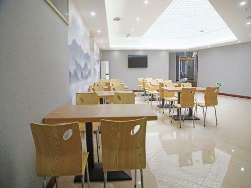 Jun Hotels Chongqing Wanzhou District Gaosuntang Plaza