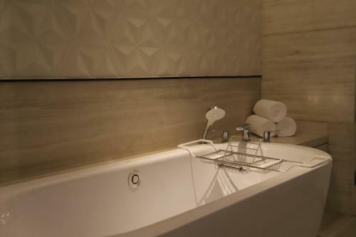 Crowne Plaza Wuzhen, An Ihg Hotel