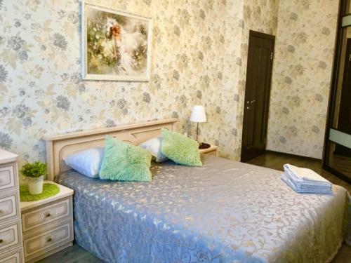 Villa 4 Bedroom Cottage At Sbornaya Str.