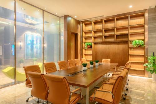 Holiday Inn Kunshan, An Ihg Hotel