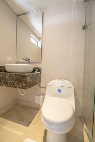 9 Bedroom Apartment With Jacuzzi In Old City