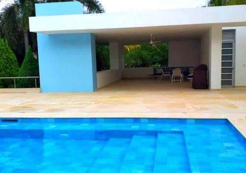 Lujosa Quinta Con Piscina Privada Girardot