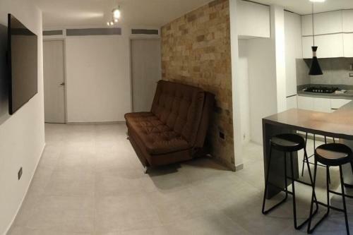 En El Poblado, Espectacular Apartamento Entero Nuevo