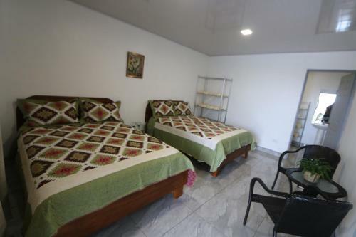 Hotel Cattleya Family