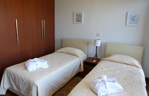 Kouklia Villa Sleeps 4 With Pool Air Con And Wifi