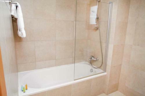 Villa In Kouklia Sleeps 4 Includes Swimming Pool Air Con And Wifi 0