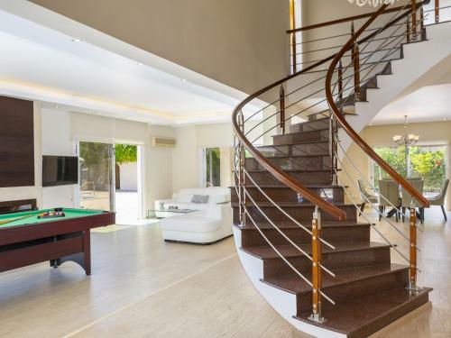 Villa Meneou Seaside Mansion 7