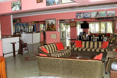 Kasgar Court Hotel