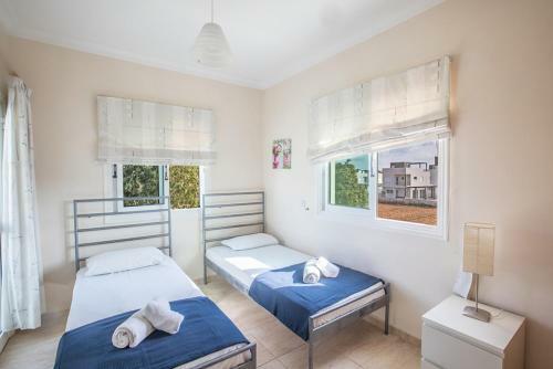 Cyprus Villa Minutes From The Beach, Protaras Villa 1245