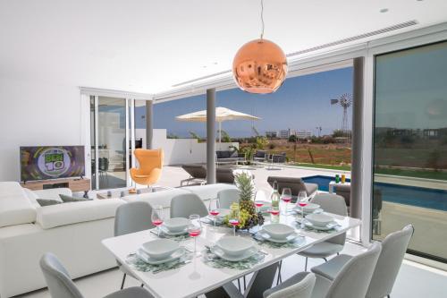 Villa In Protaras Sleeps 6 Includes Swimming Pool And Air Con 2 7