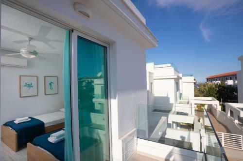 Villa Ioli Green Bay Protaras