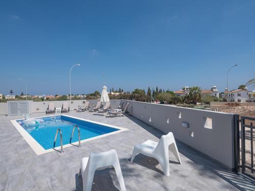 Five Bedrooms Villa 1249