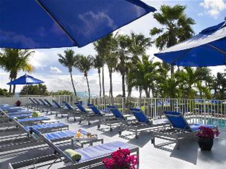 Hotel Radisson Resort Miami Beach