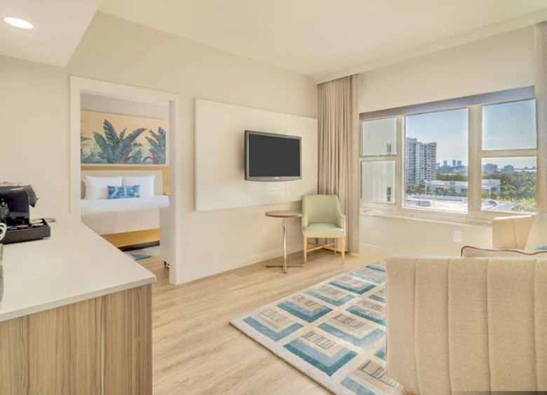 Hotel Radisson Resort Miami Beach